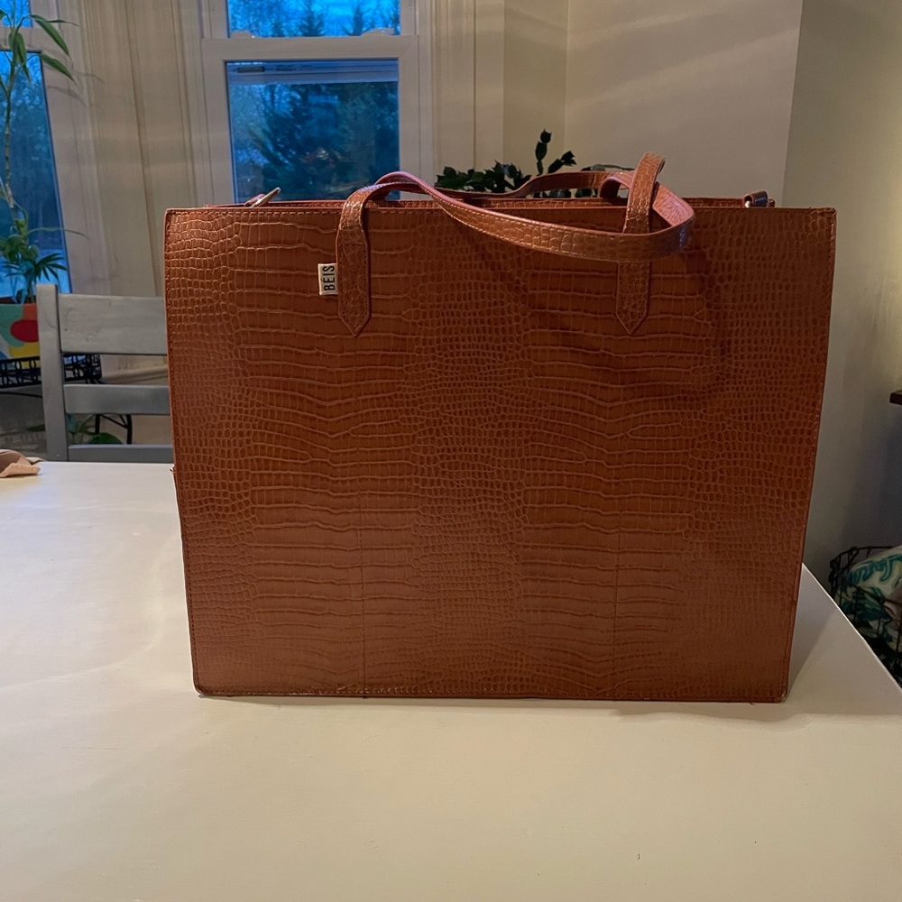 BÉIS large work tote. Cognac croc